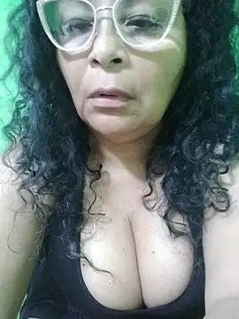 Chat XXX ao vivo de Amarantha25