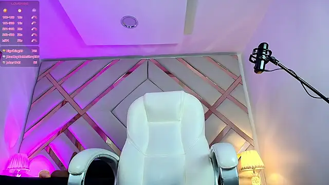 Czat XXX na żywo – Noa_butterfly_