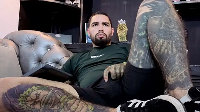 Chat +18 de matteosantos ao vivo