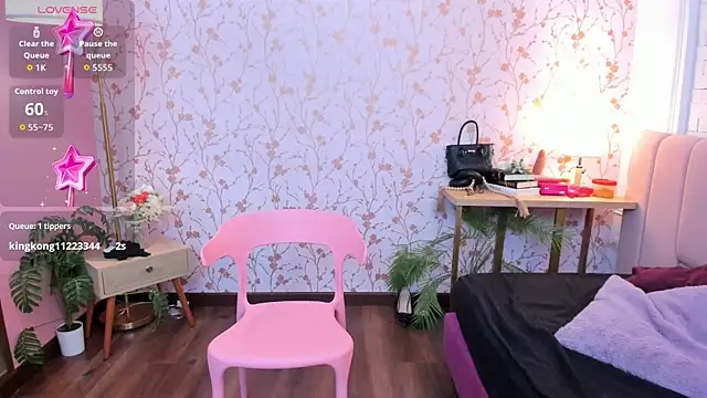 taylor_bennet's Live XXX Chat