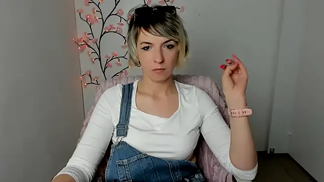 Lana_Foxyy – Naživo XXX chat