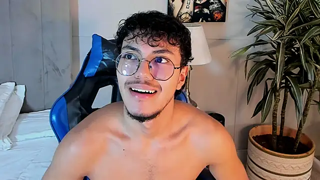 kai_storn live XXX chat
