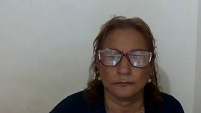 Chat +18 de charrysexy1 ao vivo