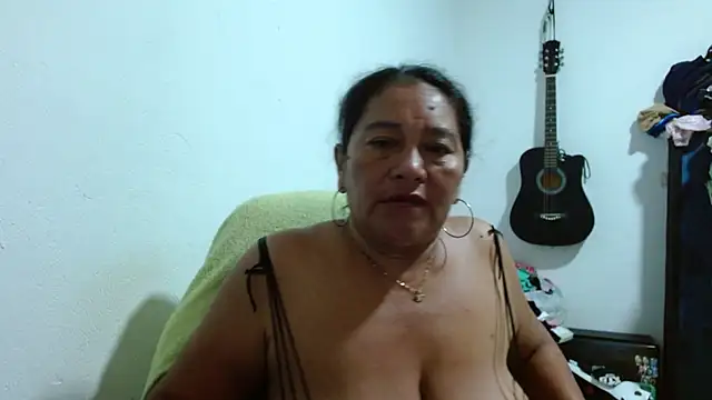 Chatroom XXX en direct de katia_mature