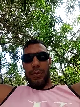 UnreadyChutzpan Live XXX chat