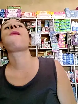 Chat XXX en directo de MIA-LARIOS