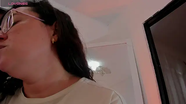 Chatroom XXX en direct de PamelaBliss