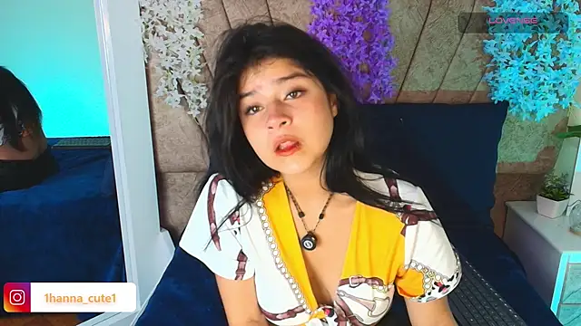 hannaa_cute: онлайн-секс-чат