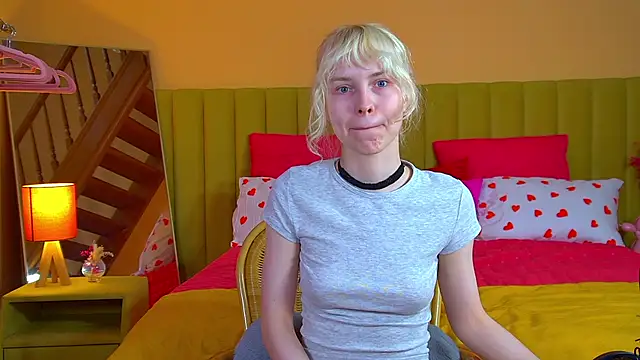 Онлайн чат XXX HannahHollis