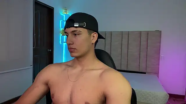 CHRIS_MORGAN1's Live XXX Chat