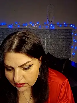 kataleya94 Adlı Modelin Canlı XXX Sohbeti