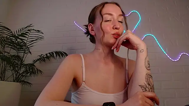 Chat XXX ao vivo de WhitePrincessLuna