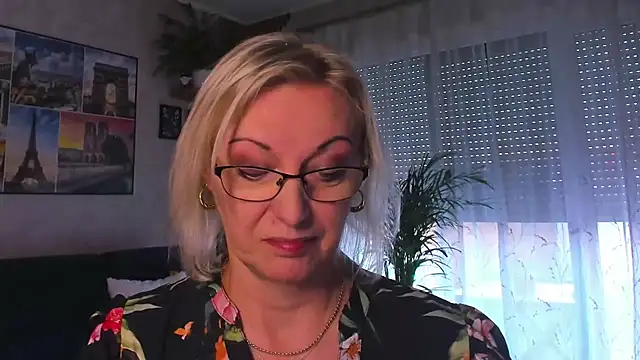 Webkamerová show vanessa_chat