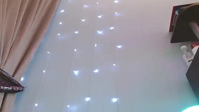 julia_renard's Live XXX Chat