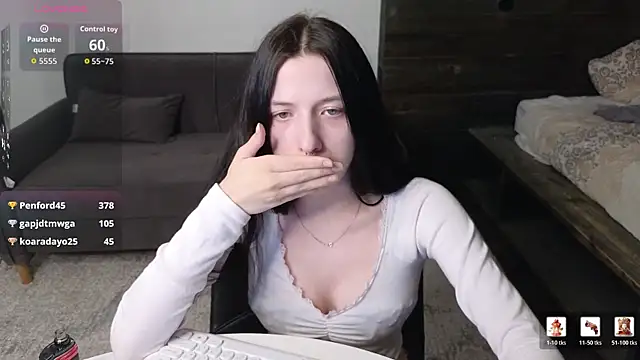 AlicePowells élő XXX-chatje
