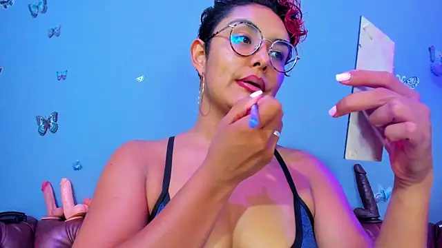 Kaira_mosse 即時 XXX 聊天