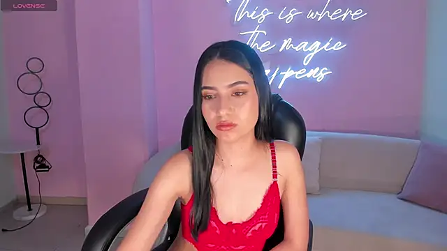 LucieMartinn Live XXX chat