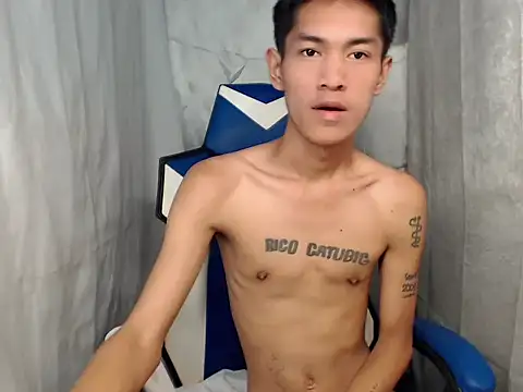 riks_tylerのウェブカメラショー