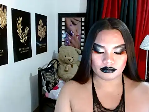 TSbrianaHugeCock Chat XXX in diretta