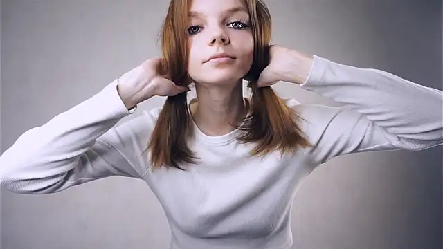 XXX chat uživo modela JanelleTeklu
