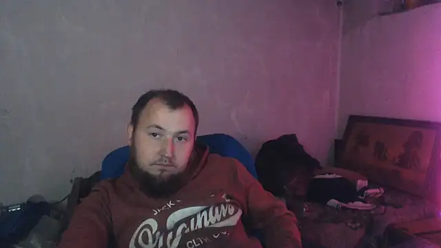 Show modela BIG-COCK-OMG na web-kameri