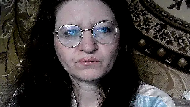 Chat +18 de Etty_Gina ao vivo