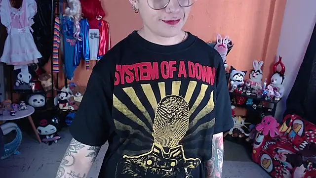 MissMiia2 élő XXX-chatje