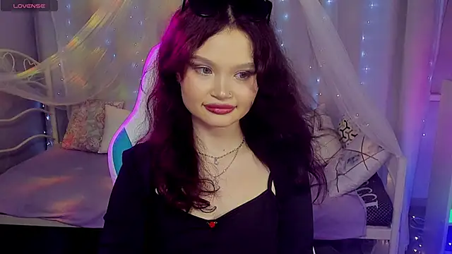 EmilyChaves élő XXX-chatje