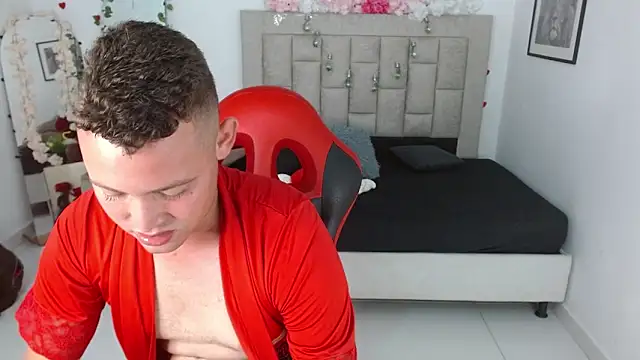 sven_fox723 Show Webcam