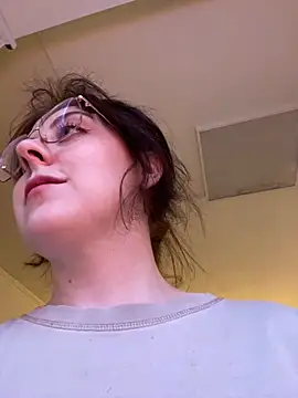 Živý XXX chat cinnabon_