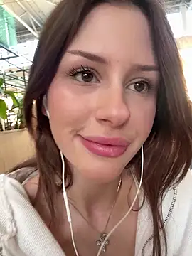Pokazy przed kamerką – SearchyourAngel