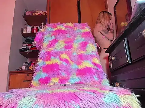 saracush17 Chat XXX live