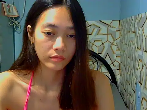 Czat XXX na żywo – urnaughty_creamypie
