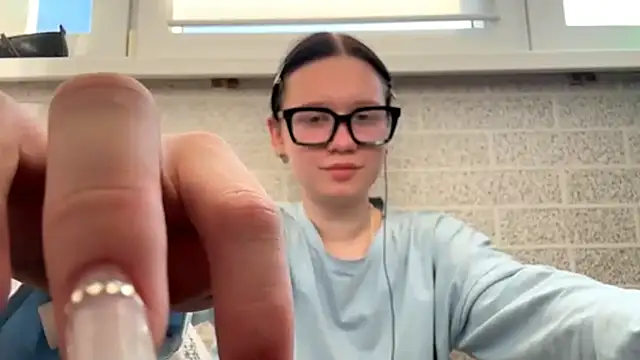 ReneeBossiのライブXXXチャット