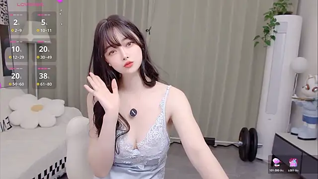 uikyy1's Live XXX Chat