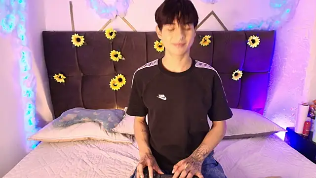 عرض كام AleAurarashi