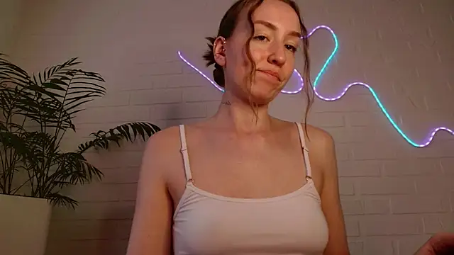 WhitePrincessLuna Adlı Modelin Canlı XXX Sohbeti