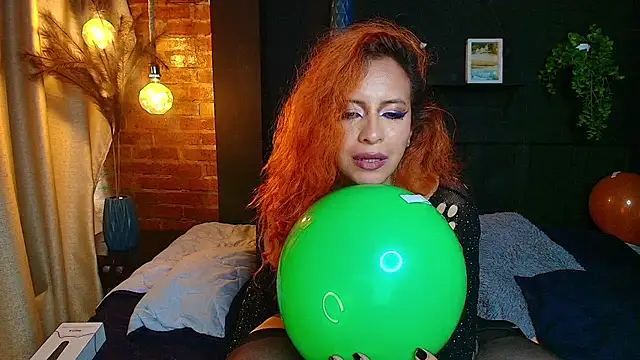 sahra_taylor_ Chat XXX in diretta