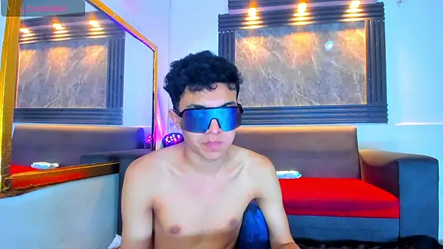 Yeff_26 webkamerás műsora