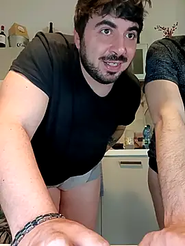 bear_skinny live XXX chat