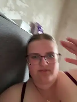 CurvyPaar2's Live XXX Chat