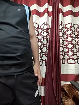 Rinku5553 Adlı Modelin Canlı XXX Sohbeti