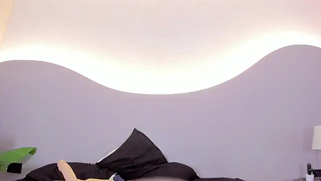 ainaah_'s Live XXX Chat
