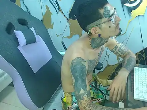 Онлайн чат XXX Boy_tatto77