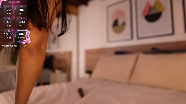 دردشة VictoriaShelby الجنسية المباشرة