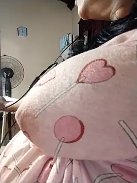 Chatroom XXX en direct de tharu_sweet