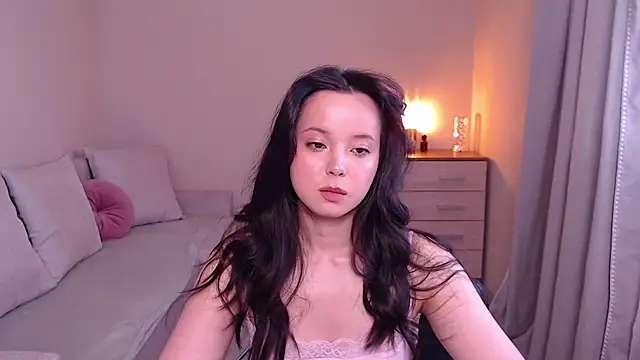 XXX chat uživo modela lia_hetty
