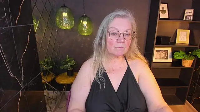 NataliMellow live XXX chat