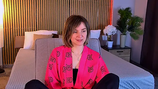 EmeraldGlow Chat XXX live