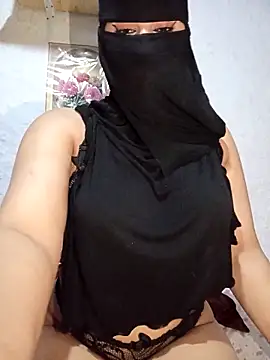 XXX chat uživo modela -Batta-